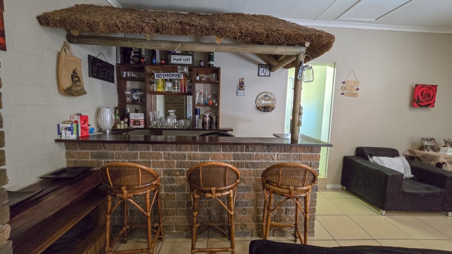 3 Bedroom Property for Sale in Bayview Western Cape